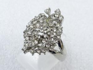 クリスタル　指輪(20号)